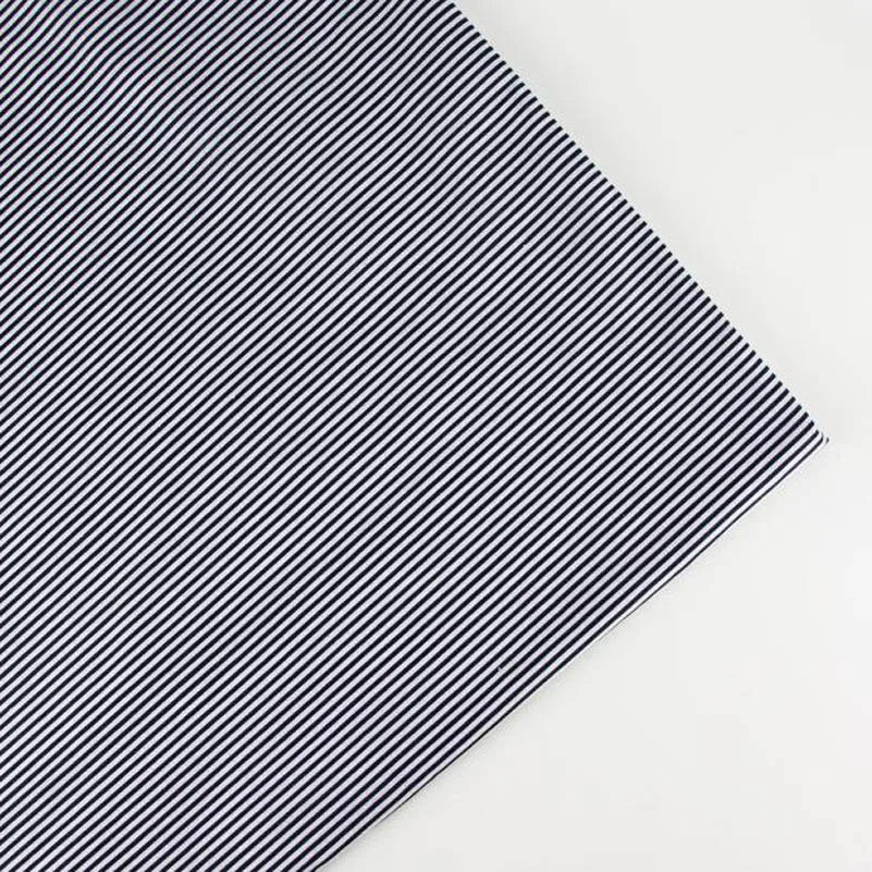 Fabric - 40 Precut Strips (6.35 X 49.78 cm) for Quilting And Sewing, 20 Floral Prints Assortment, 100% Material,