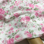 Tela 100% algodón lavada con estampado floral – Ligera, suave y transpirable | 147 cm de ancho