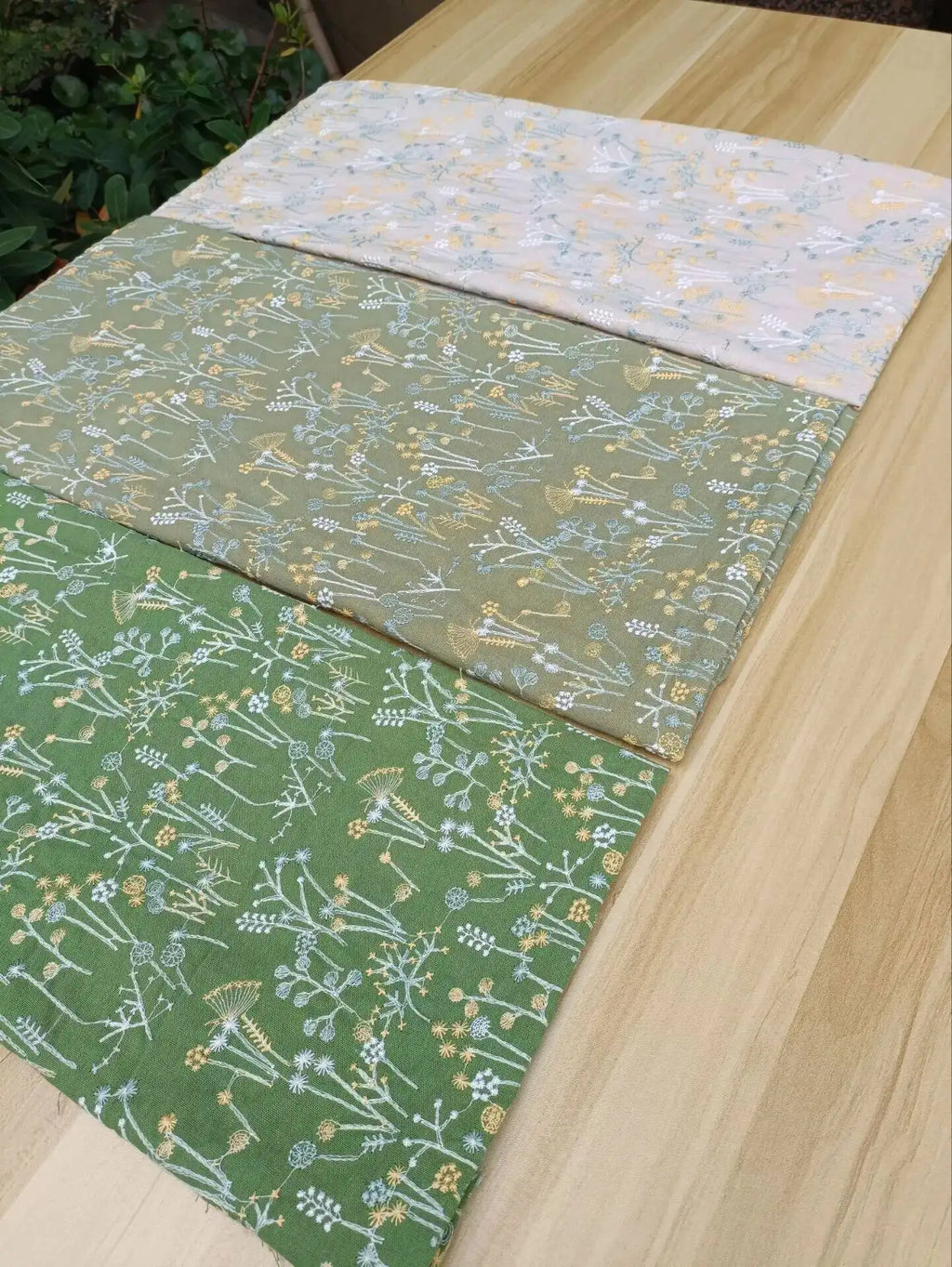 Heavy Floral Embroidery Brocade Fabric – 145 cm Wide (57 in)