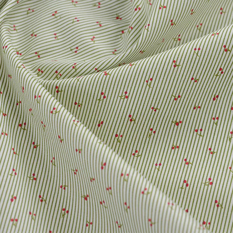 Floral Printed 100% Cotton Twill Fabric – 63" Wide, Sold by the Half Meter | Quilts, Bedding & DIY Sewing