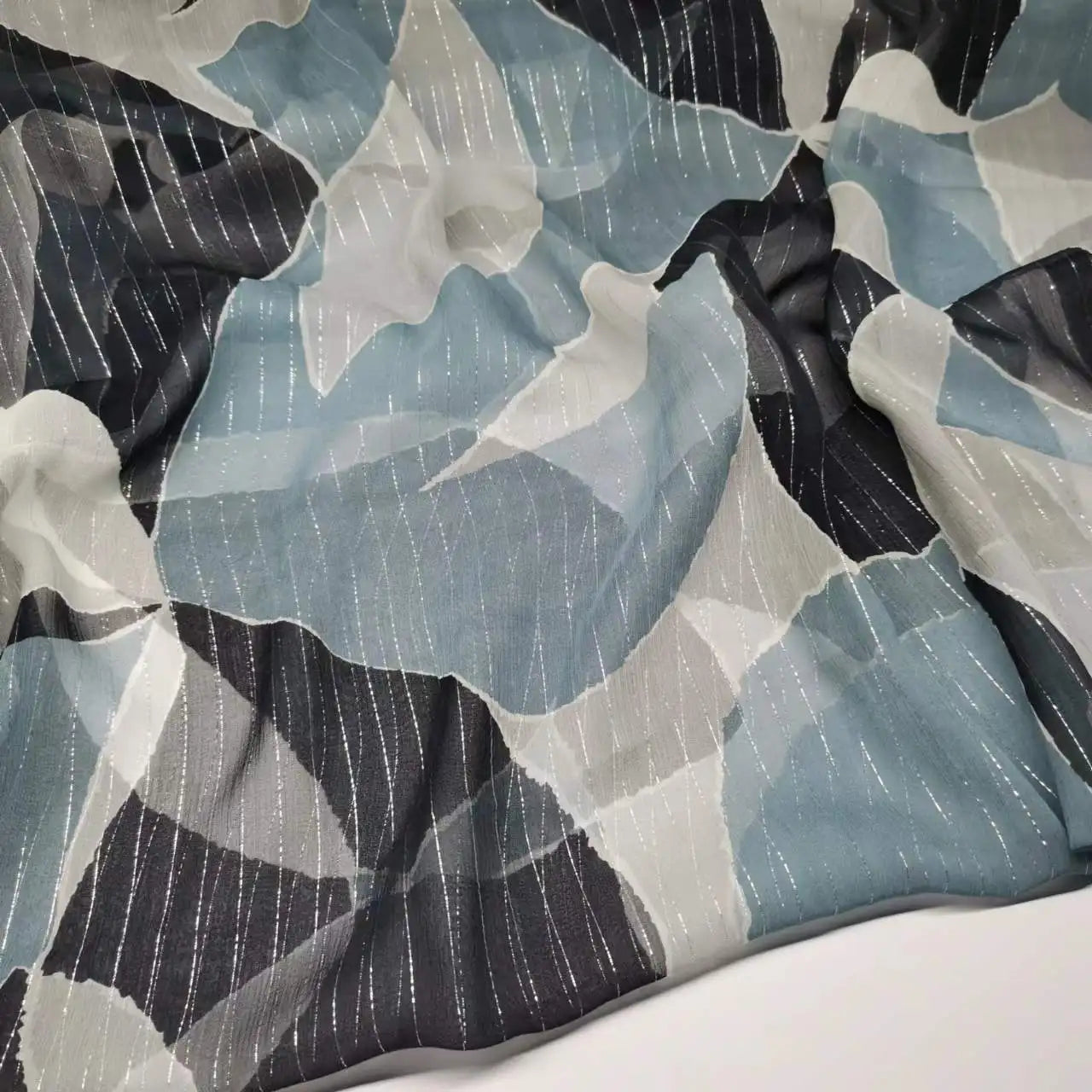 Floral Print Silk-Cotton Blend Fabric – 135cm Wide, 9-10mm | Dresses, Blouses & Luxury DIY Sewing