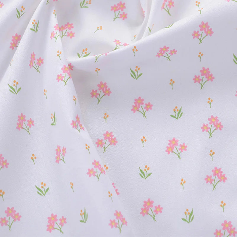 Floral Printed 100% Cotton Twill Fabric – 63" Wide, Sold by the Half Meter | Quilts, Bedding & DIY Sewing