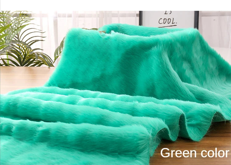 Faux Fur Plush Fabric – Thick 100% Polyester, 180cm Wide, Sold by the Meter – For Coats, Bags, Scarves & Winter Crafts