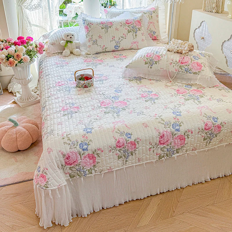 100% Cotton Quilted Bedspread – Lace Style Bed Cover | 240×245 or 265×245 cm