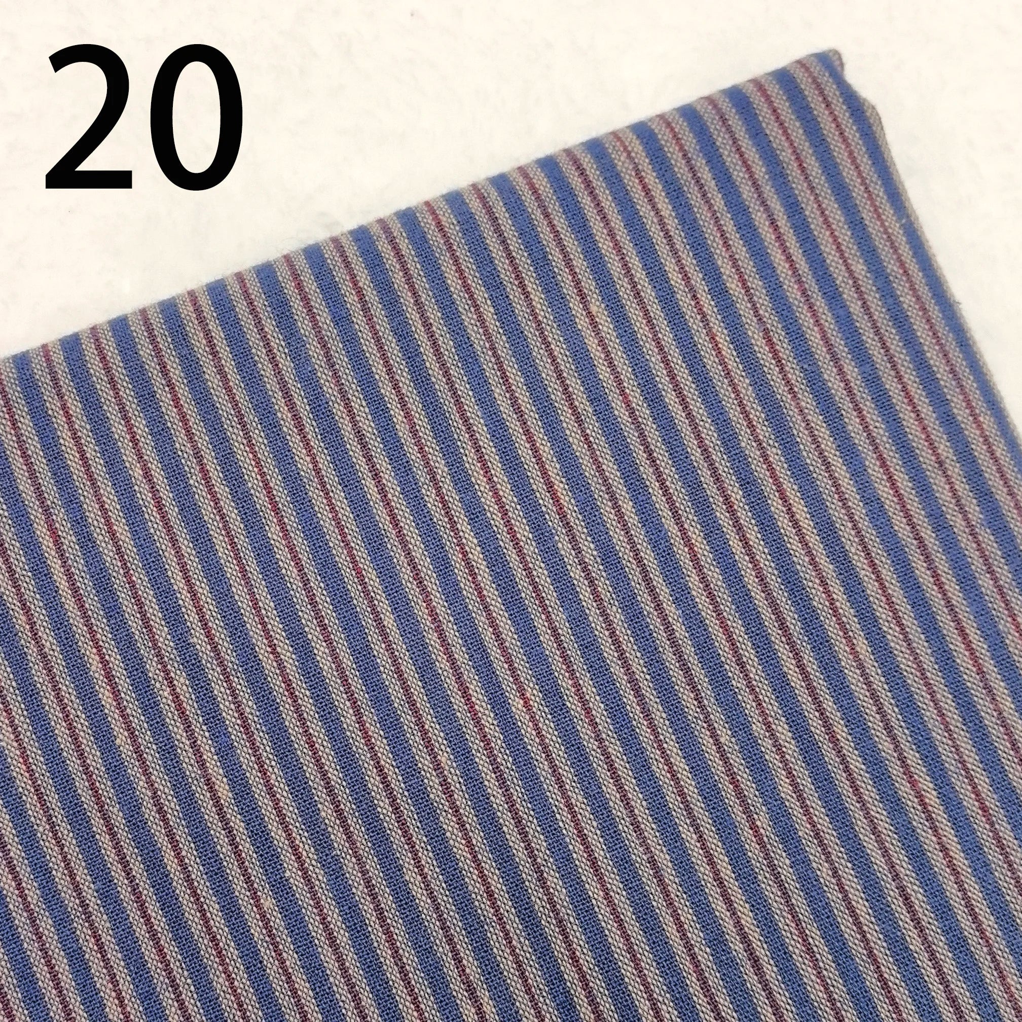 Fabric - 40 Precut Strips (6.35 X 49.78 cm) for Quilting And Sewing, 20 Floral Prints Assortment, 100% Material,