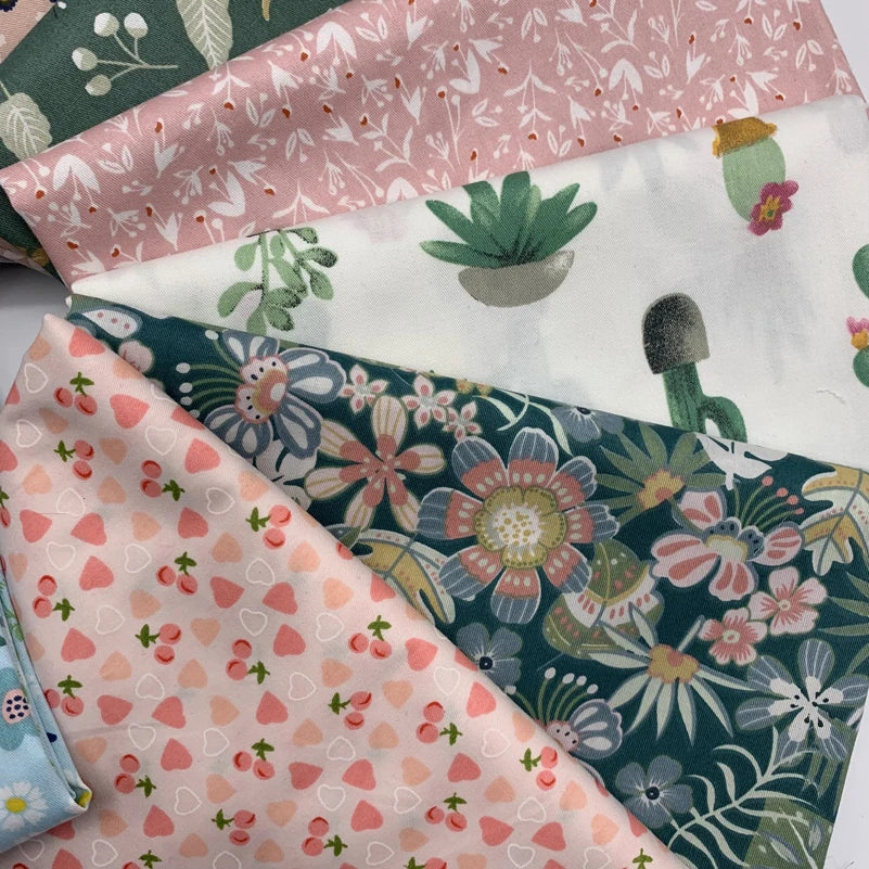 Floral Printed 100% Cotton Twill Fabric – 63" Wide, Sold by the Half Meter | Quilts, Bedding & DIY Sewing