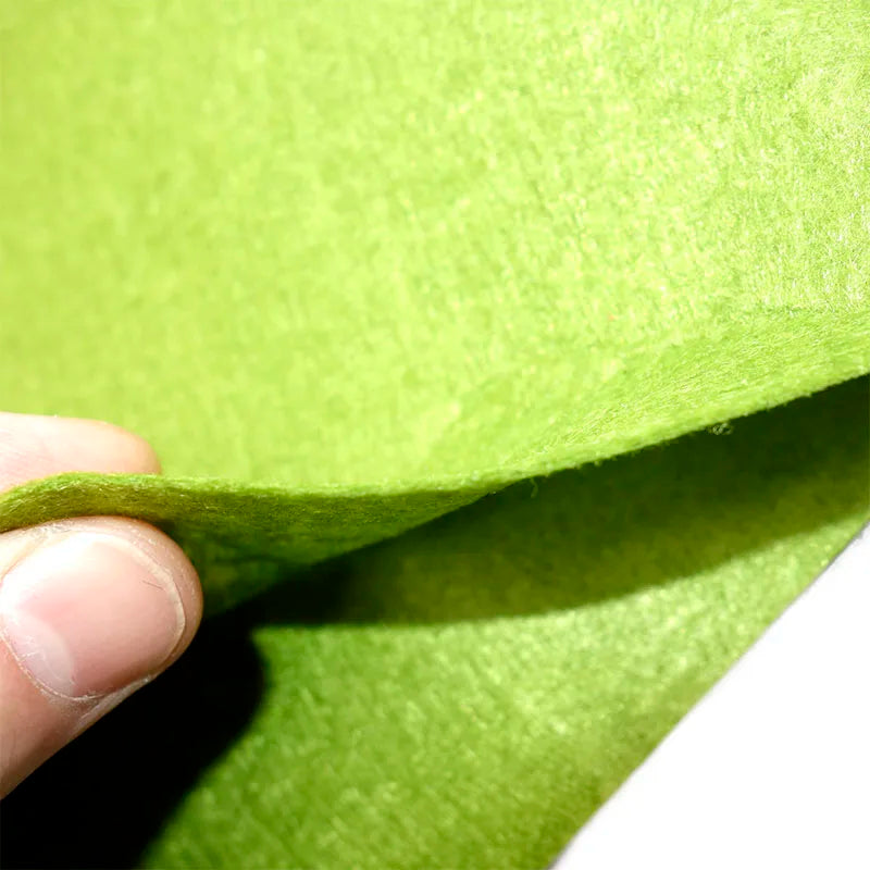 Felt Fabric Non-Woven Sheet – 1mm Thick, 85cm Wide, 100% Polyester – Sold by the Meter for Dolls, Crafts & DIY Sewing