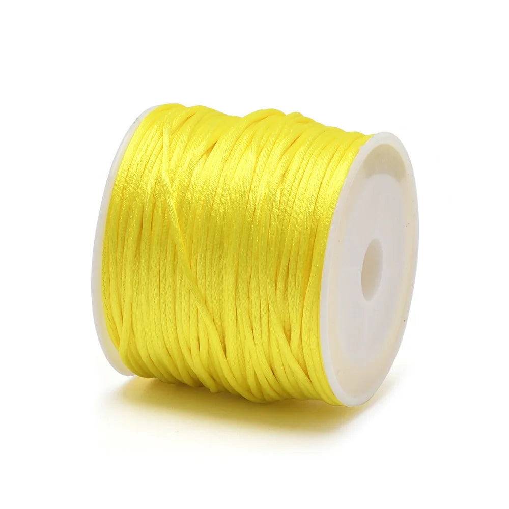Cordón de cola de ratón satinado de 1,5 mm – Nylon, 24 yardas (22 m)