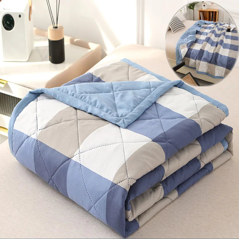 Plaid Summer Quilt – Lightweight Washed Cotton Comforter & Bedspread