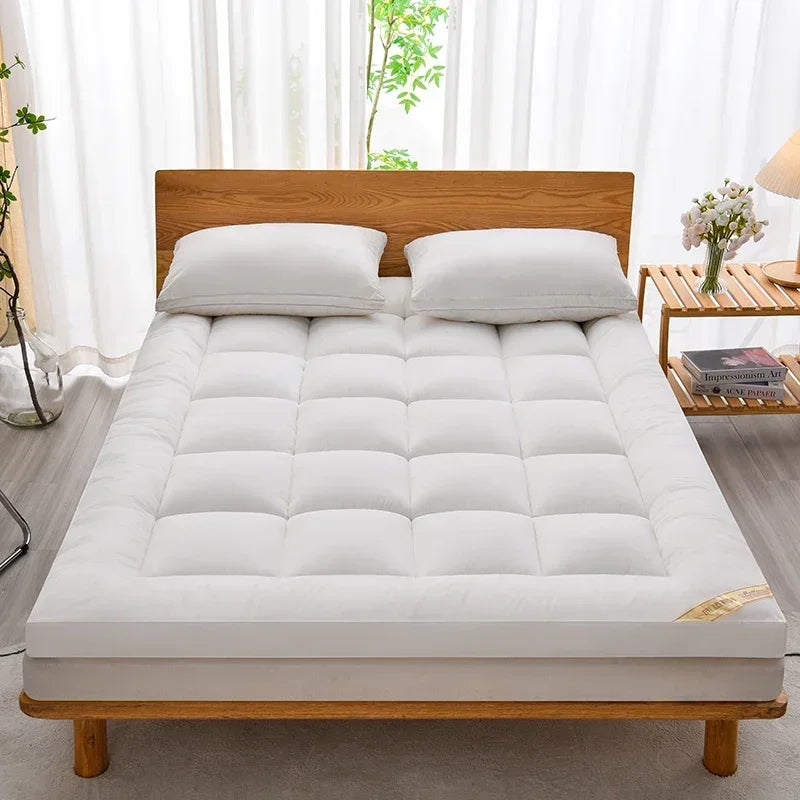 All-Season Quilted Mattress Topper – Soft Thickened Mattress Pad