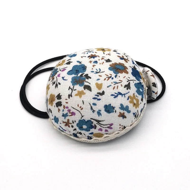 Bonito alfiletero floral – Soporte de algodón colorido para agujas y alfileres de costura | 6x6x3cm
