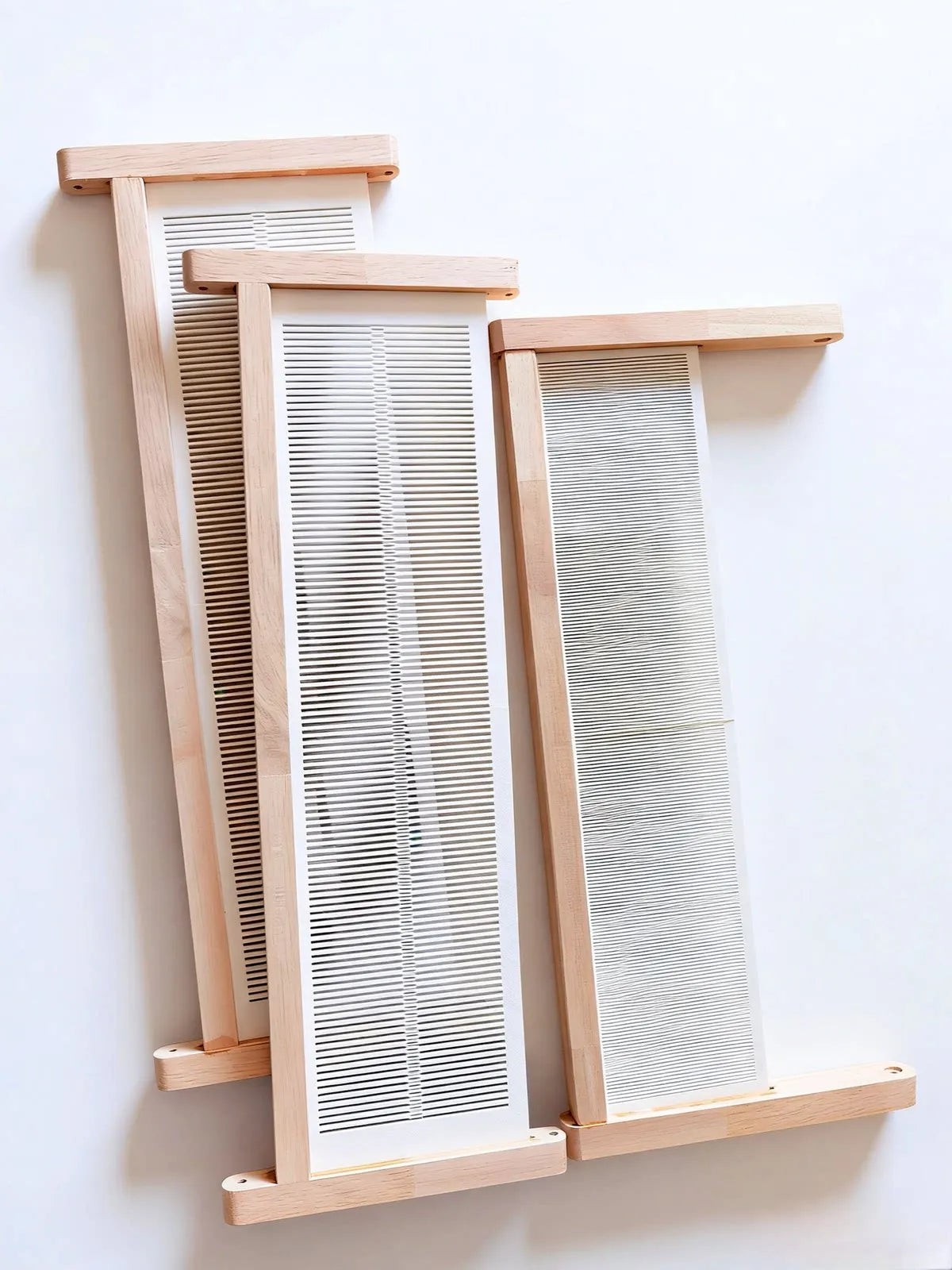 Wooden Tabletop Weaving Loom – 39cm (15.4") Weaving Width