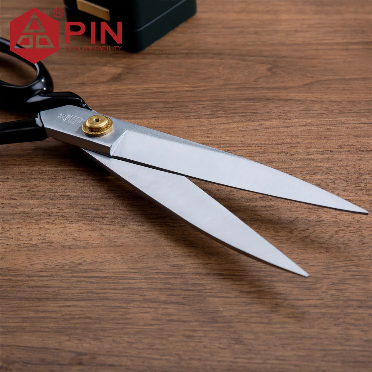 12-Inch Heavy-Duty Forged Stainless Steel Tailor Scissors – Professional Fabric Shears for Denim, Leather & Canvas