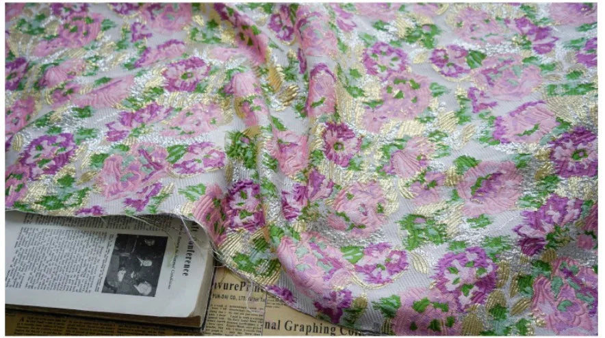 Retro Golden Floral Jacquard Fabric | Yarn-Dyed Silk-Look | 50×150cm