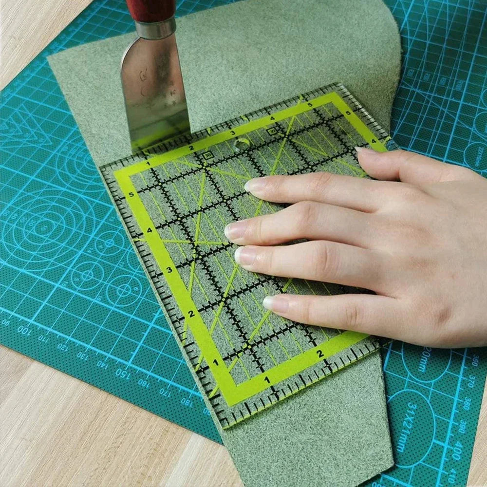 Acrylic Quilting Ruler — Two-Color Grid Patchwork Square