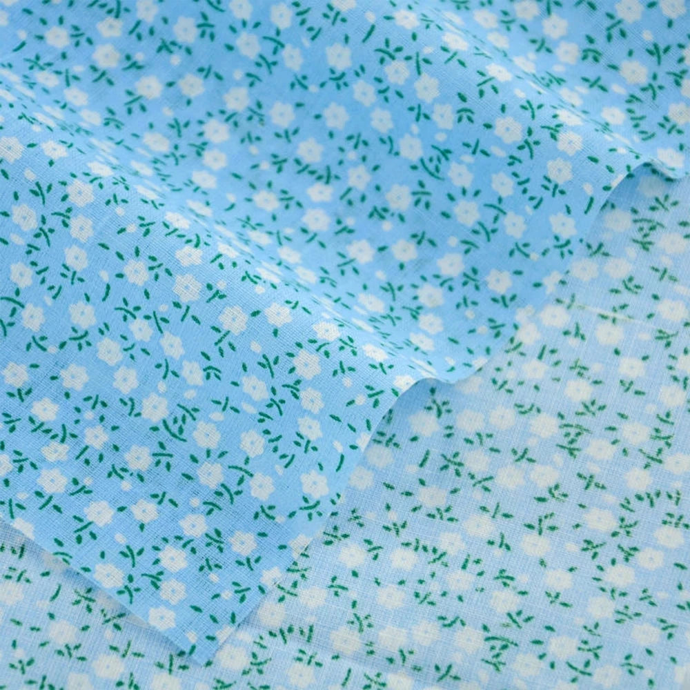 Fabric - 40 Precut Strips (6.35 X 49.78 cm) for Quilting And Sewing, 20 Floral Prints Assortment, 100% Material,
