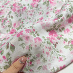 Tela 100% algodón lavada con estampado floral – Ligera, suave y transpirable | 147 cm de ancho