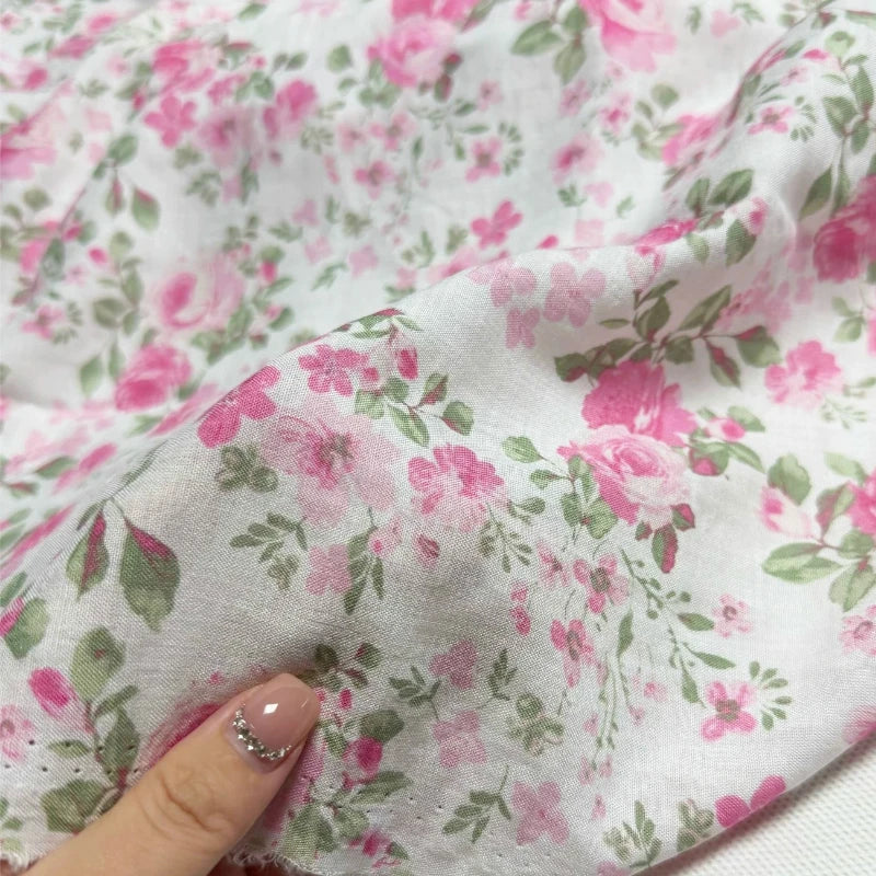 Tela 100% algodón lavada con estampado floral – Ligera, suave y transpirable | 147 cm de ancho