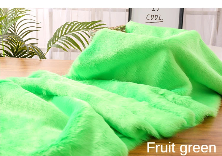 Faux Fur Plush Fabric – Thick 100% Polyester, 180cm Wide, Sold by the Meter – For Coats, Bags, Scarves & Winter Crafts