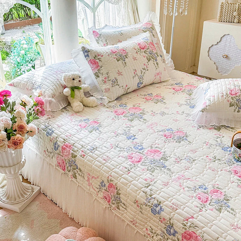 100% Cotton Quilted Bedspread – Lace Style Bed Cover | 240×245 or 265×245 cm
