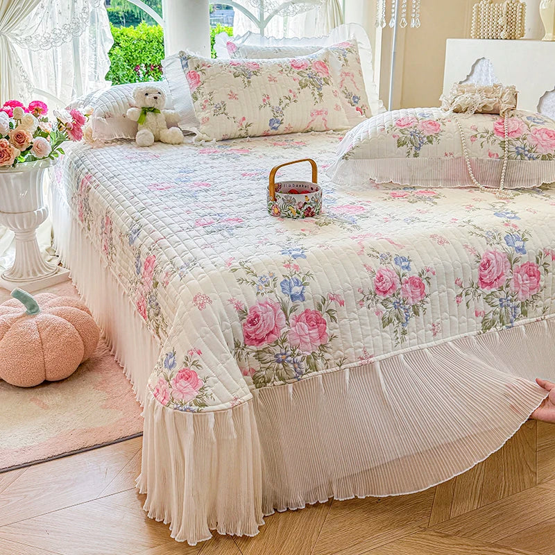 100% Cotton Quilted Bedspread – Lace Style Bed Cover | 240×245 or 265×245 cm