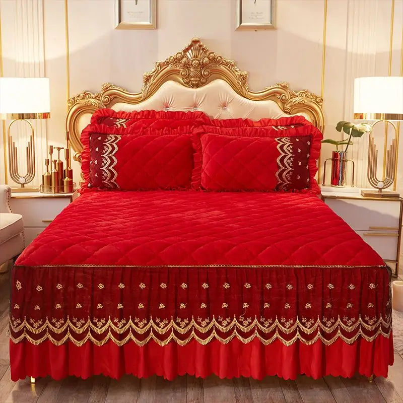 mtuove Luxury Flannel Velvet Quilted Bedspread – Lace Edge, Anti-Slip, Winter Warm Bed Cover