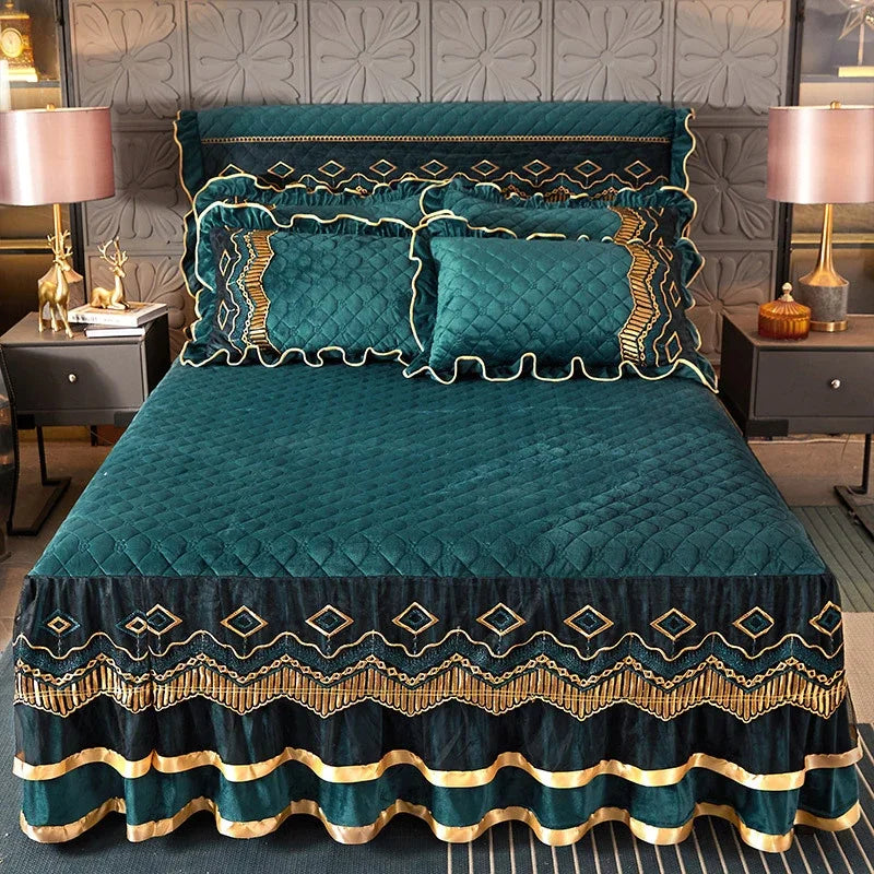 Luxury Crystal Velvet Quilted Bedspread – King & Queen Flannel Bed Skirt
