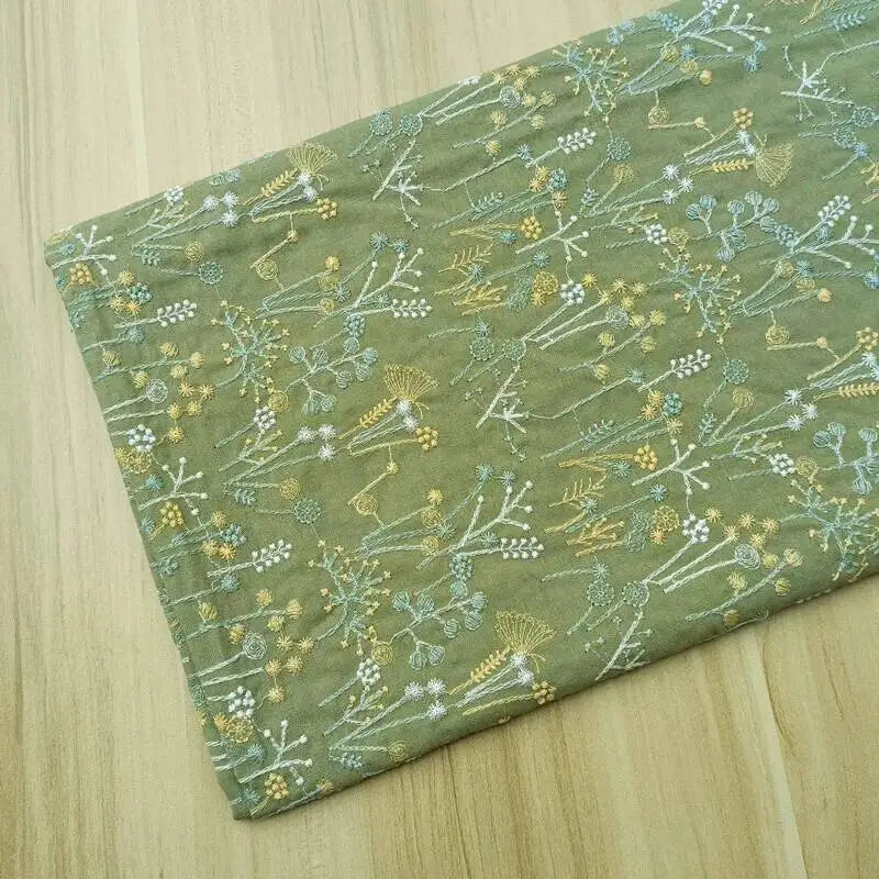 Fabric - 40 Precut Strips (6.35 X 49.78 cm) for Quilting And Sewing, 20 Floral Prints Assortment, 100% Material,