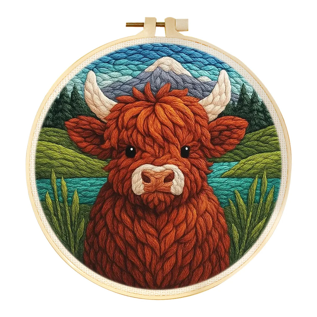Punch Needle Embroidery Starter Kit – Animal Pattern | 20×20cm (7.8") with Hoop & Yarn