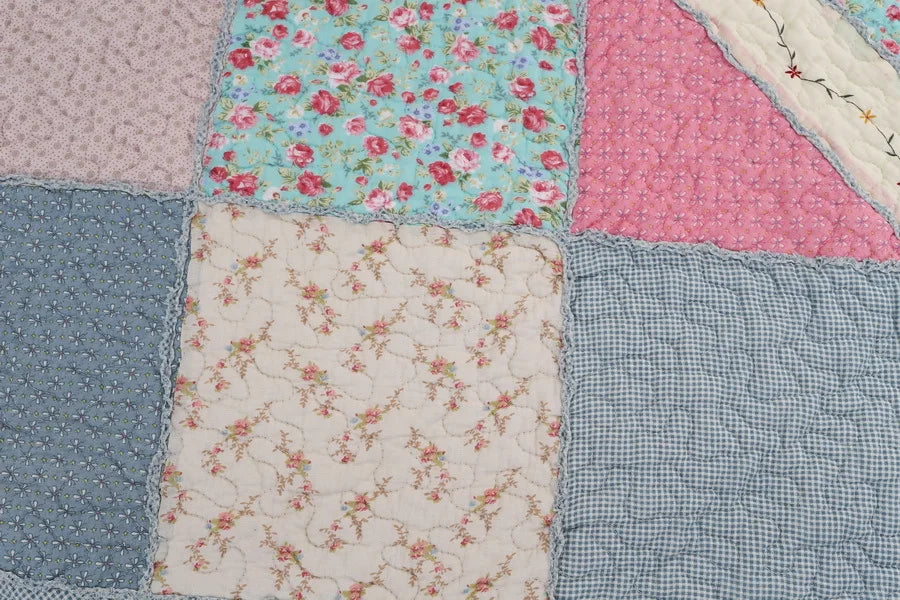 100% Cotton Quilted Sofa Cover – Anti-Slip Patchwork Floral Slipcover