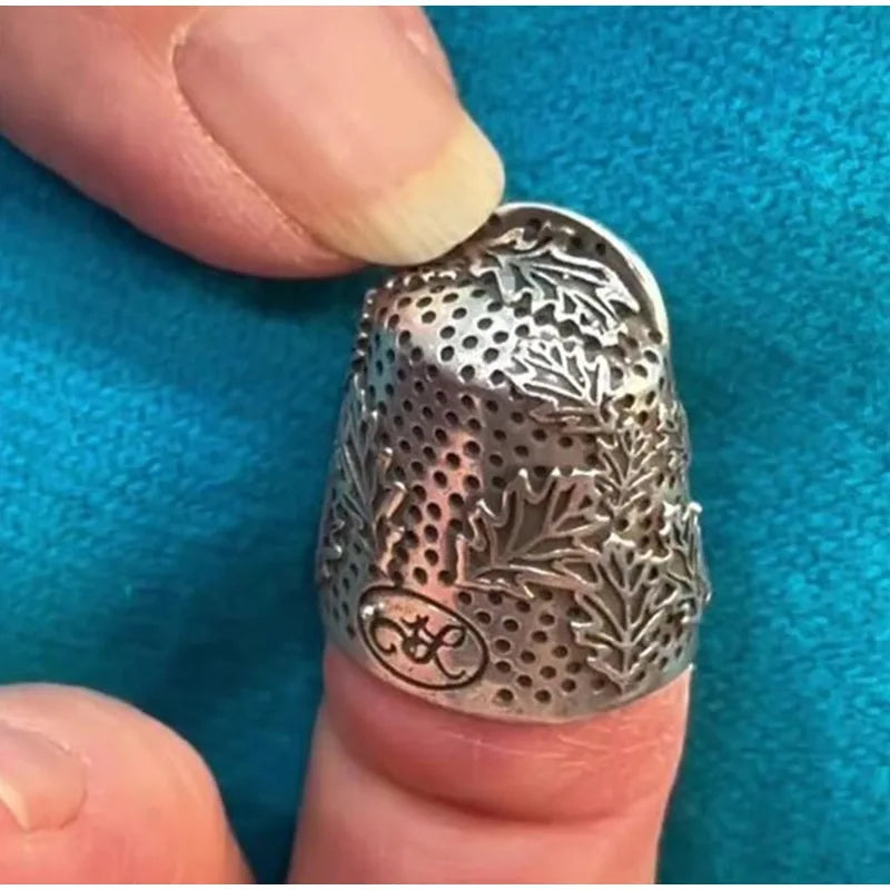 Adjustable Metal Acorn Thimble – 0.59 in & 0.67 in