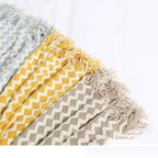 Manta nórdica de punto con borlas — Suave funda acrílica para sofá y cama disponible en 8 colores