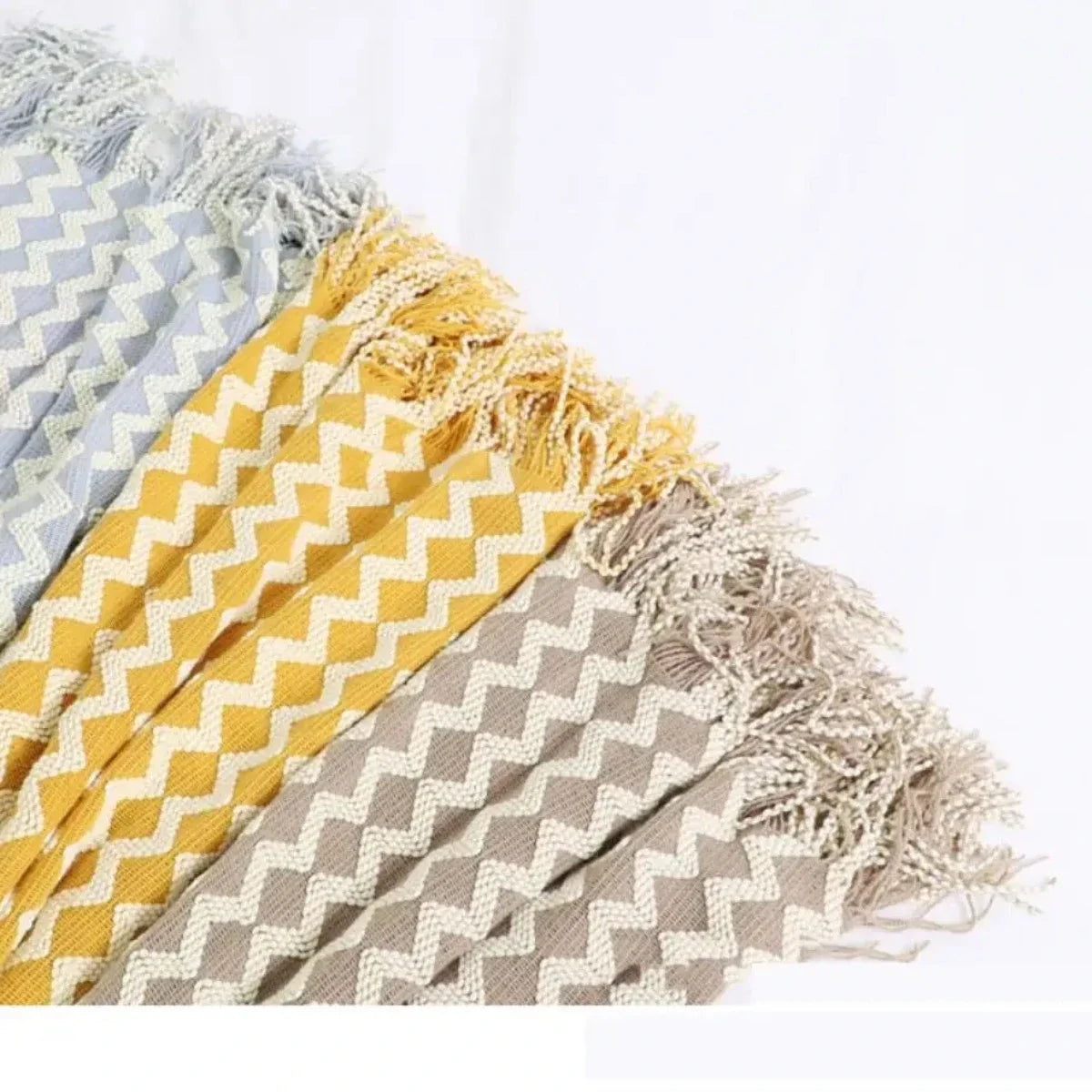 Manta nórdica de punto con borlas — Suave funda acrílica para sofá y cama disponible en 8 colores