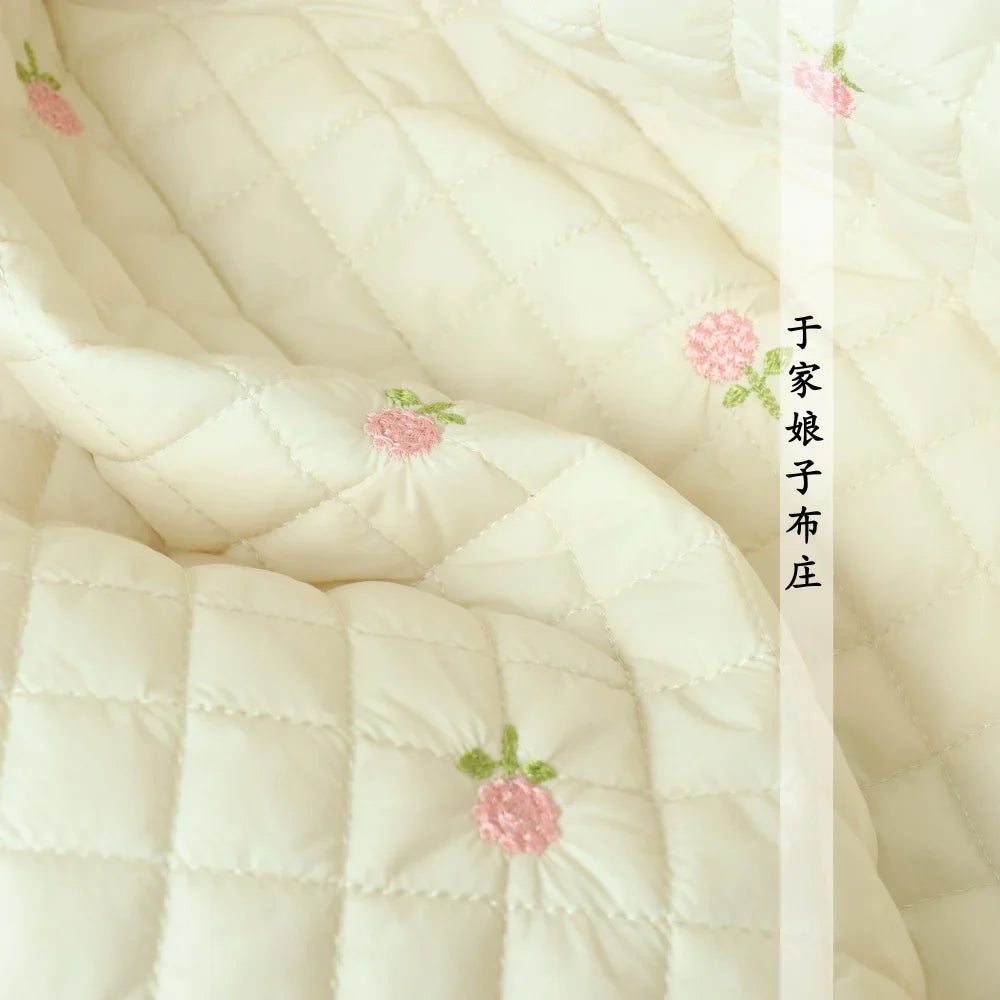 Printed Quilted Cotton Fabric – 135x50cm, Jacket Lining & Autumn Winter Sewing Fabric