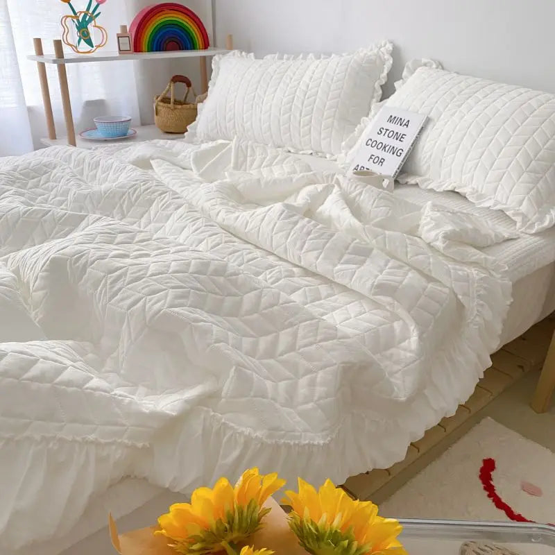 Lightweight Summer Quilt – Korean Style Embroidered Cooling Comforter