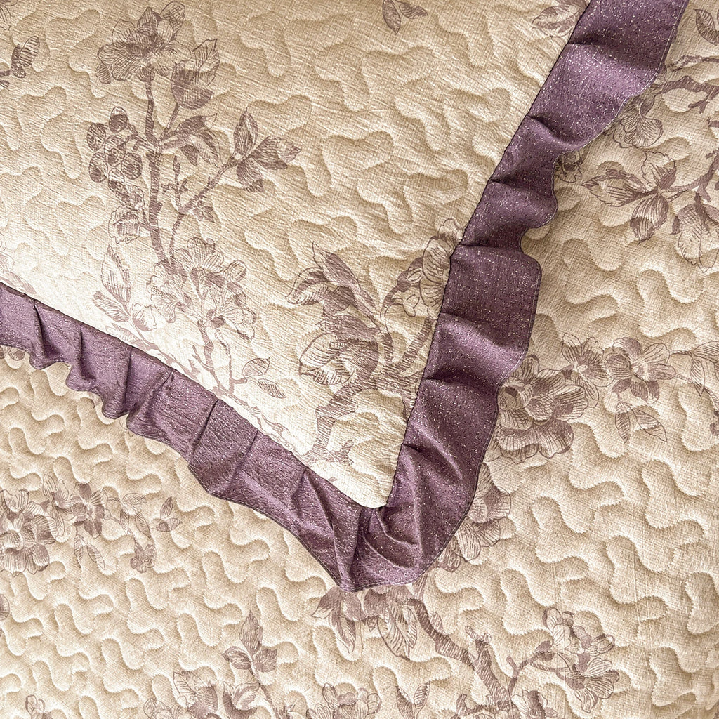Luxury Ruffled Floral Quilted Pillowcases – 2-Pack, 48x74cm, 400TC Decorative Pillow Shams