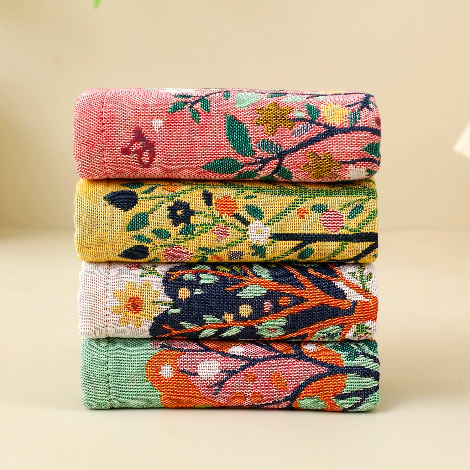 Forest Pattern 4-Layer Cotton Gauze Hand Towels – Set of 4, Quick-Dry & Water-Absorbent – For Kitchen, Dining & Cleaning