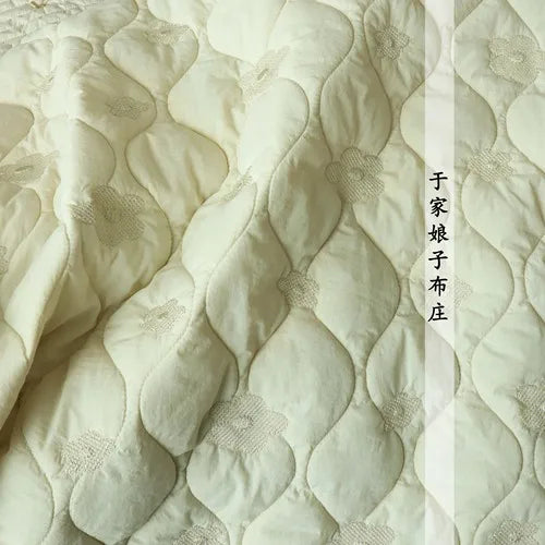 Fabric - 40 Precut Strips (6.35 X 49.78 cm) for Quilting And Sewing, 20 Floral Prints Assortment, 100% Material,