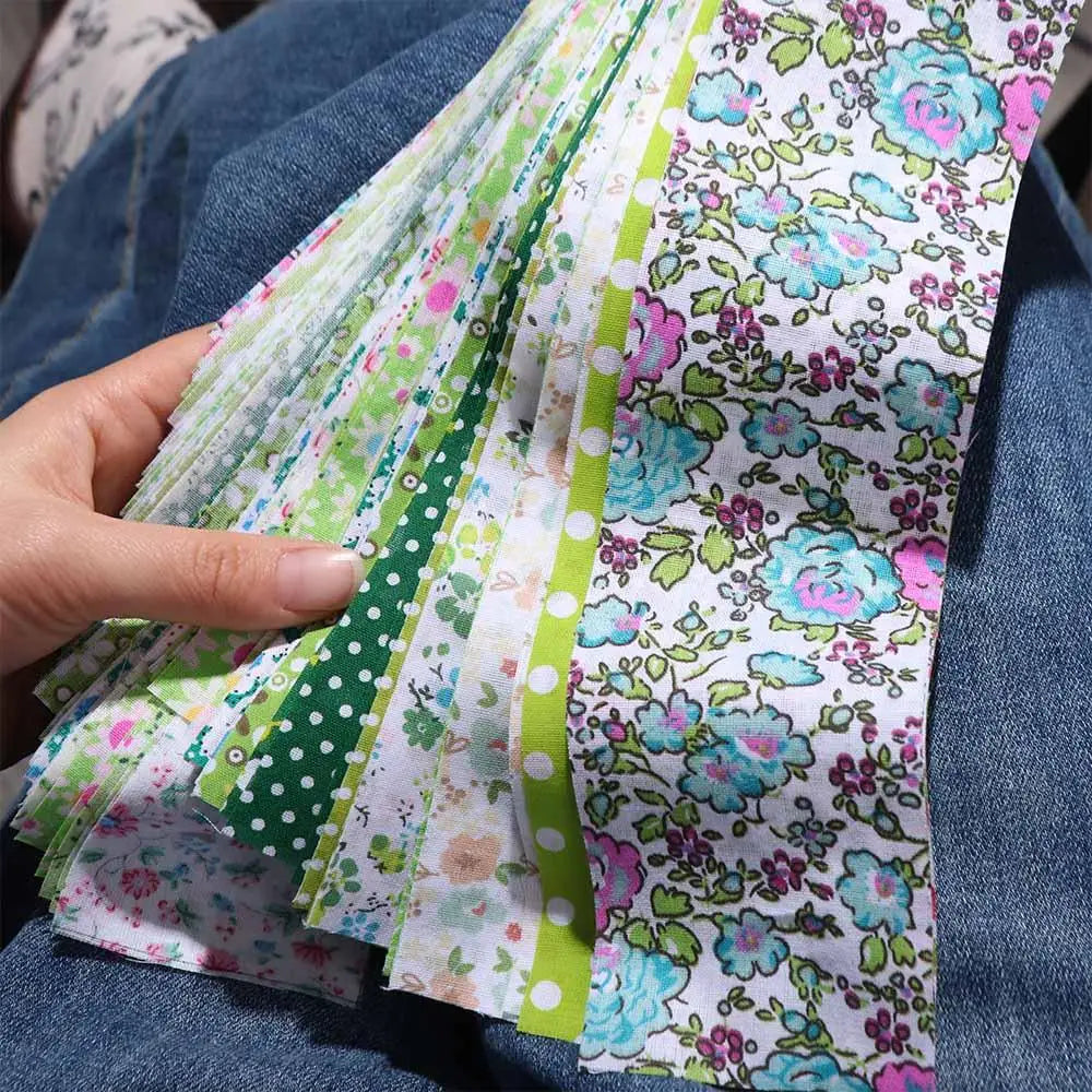 Floral Cotton Fabric Strips – 40 Pieces, 6.5 × 50 cm (2.56" × 19.69")