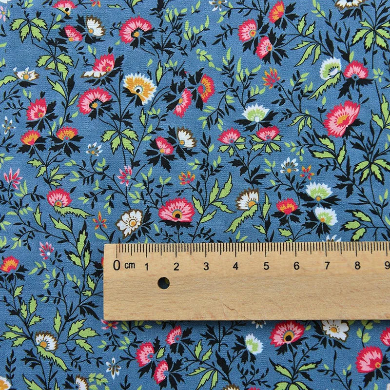 Fabric - 40 Precut Strips (6.35 X 49.78 cm) for Quilting And Sewing, 20 Floral Prints Assortment, 100% Material,