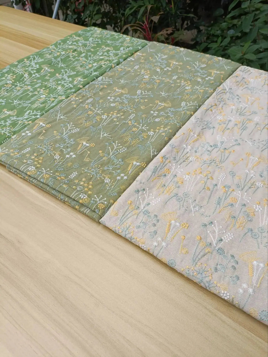 Heavy Floral Embroidery Brocade Fabric – 145 cm Wide (57 in)