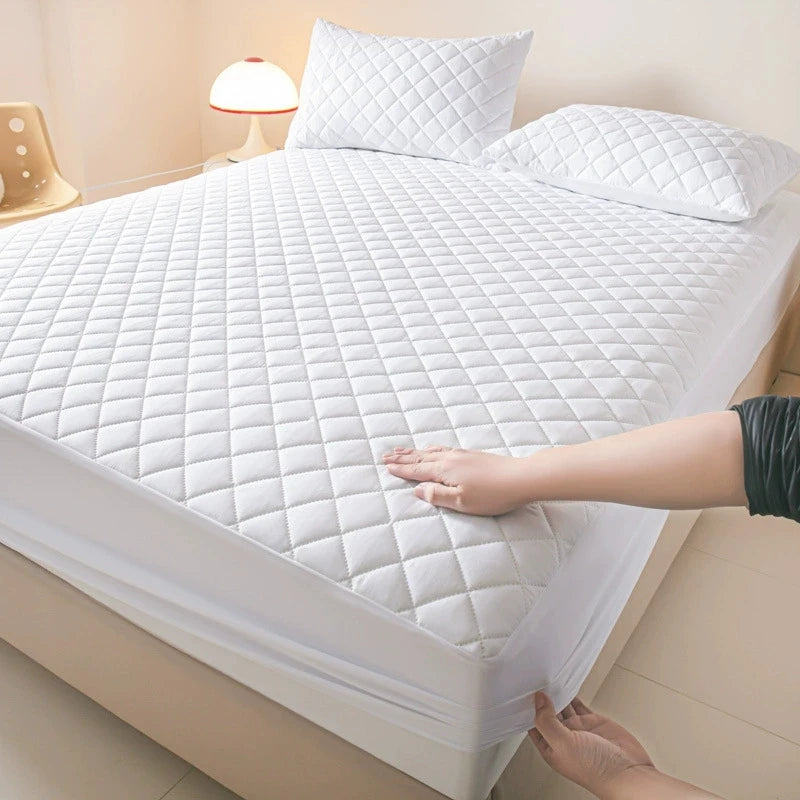 Grade A Quilted Waterproof Mattress Protector – Flame Retardant, TPU, 300TC, Queen & King