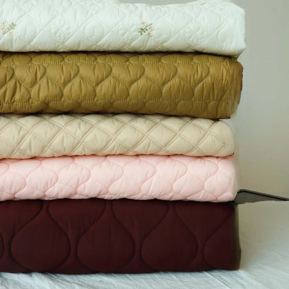 Printed Quilted Cotton Fabric – 135x50cm, Jacket Lining & Autumn Winter Sewing Fabric