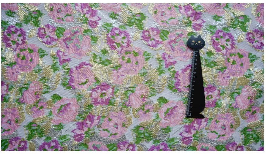 Retro Golden Floral Jacquard Fabric | Yarn-Dyed Silk-Look | 50×150cm