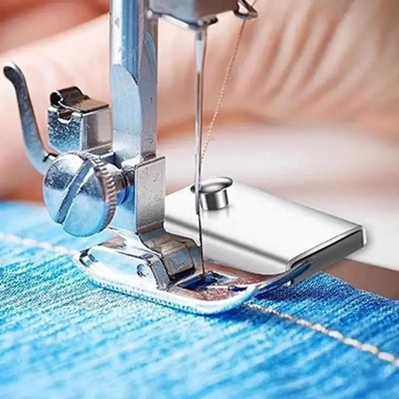 Magnetic Seam Guide for Sewing Machines – Straight Stitch Gauge, Universal Fit