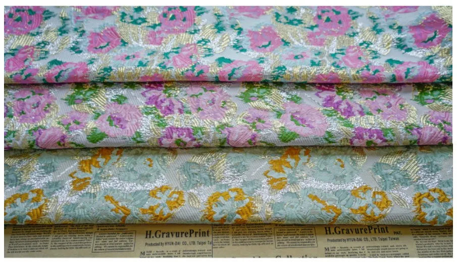 Retro Golden Floral Jacquard Fabric | Yarn-Dyed Silk-Look | 50×150cm