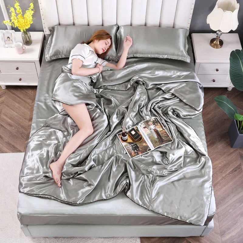 Luxury Satin Patchwork Quilt – Silky Soft, Spring & Summer Comforter, 4 Sizes