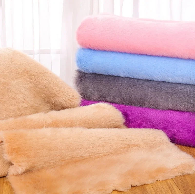 Faux Fur Plush Fabric – Thick 100% Polyester, 180cm Wide, Sold by the Meter – For Coats, Bags, Scarves & Winter Crafts