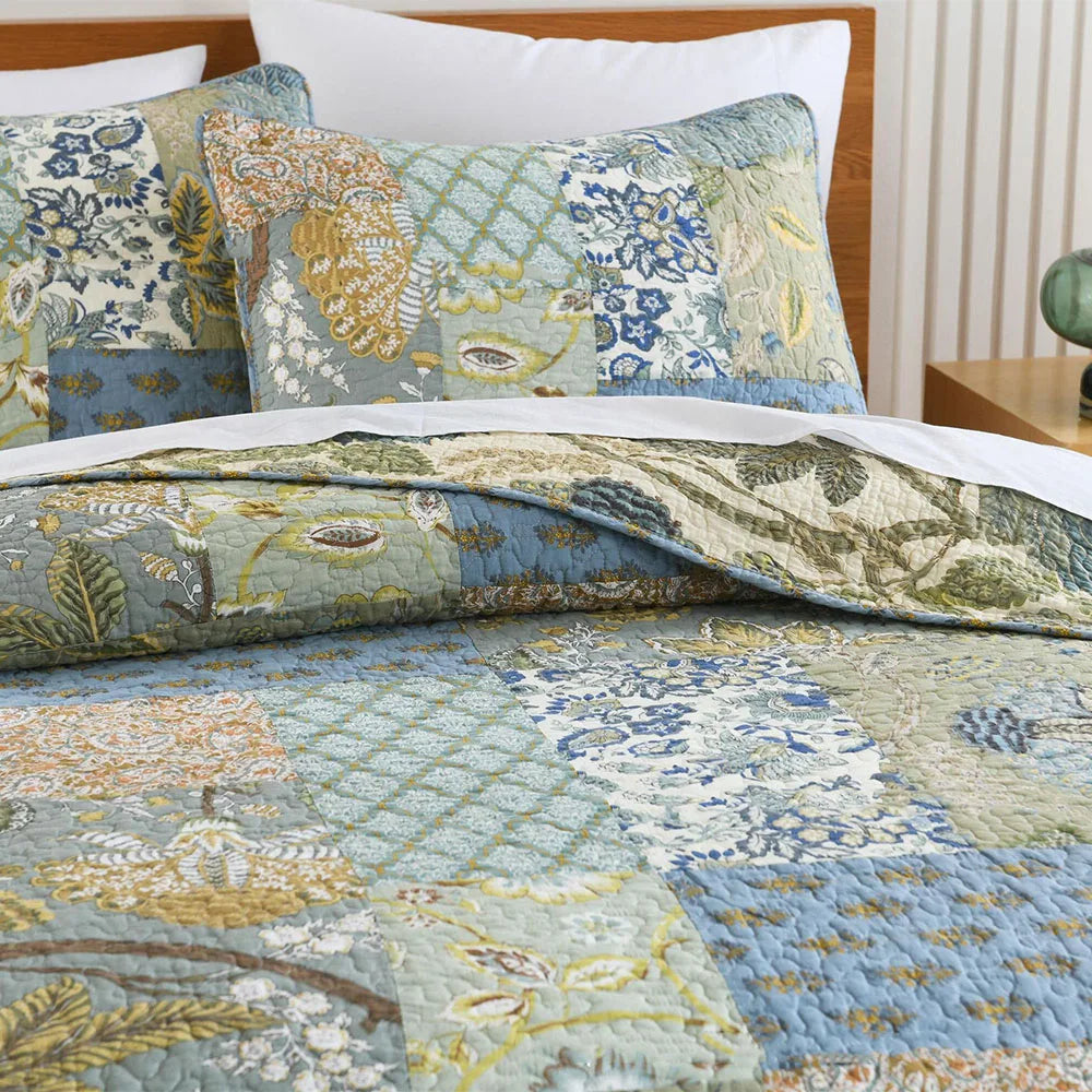 CHAUSUB Handmade Patchwork Cotton Quilt – Floral Print Bedspread, Twin to Super King