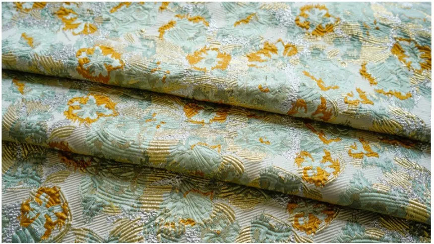 Retro Golden Floral Jacquard Fabric | Yarn-Dyed Silk-Look | 50×150cm